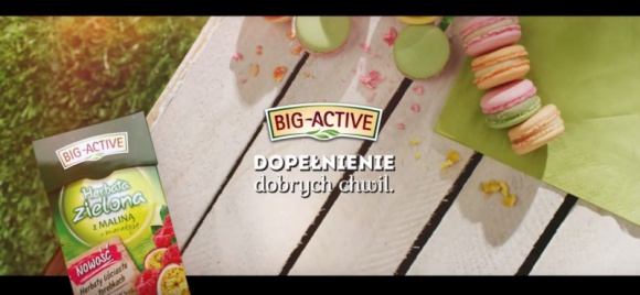 Big-Active z jesiennym dopełnieniem dobrych chwil BIZNES, Media i PR - Wraz z początkiem jesieni rozpoczyna się druga odsłona kampanii reklamowej herbat marki Big-Active. Jej celem jest wzmocnienie rozpoznawalności herbat zielonych oraz herbat czarnych z dodatkami owoców.
