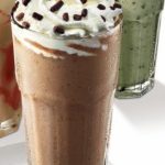 Mroźne orzeźwienie na letnie upały od COSTA COFFEE!