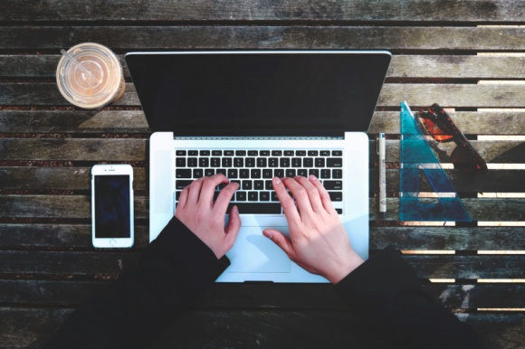 Jak marketing predykcyjny wpływa na performance marketing?