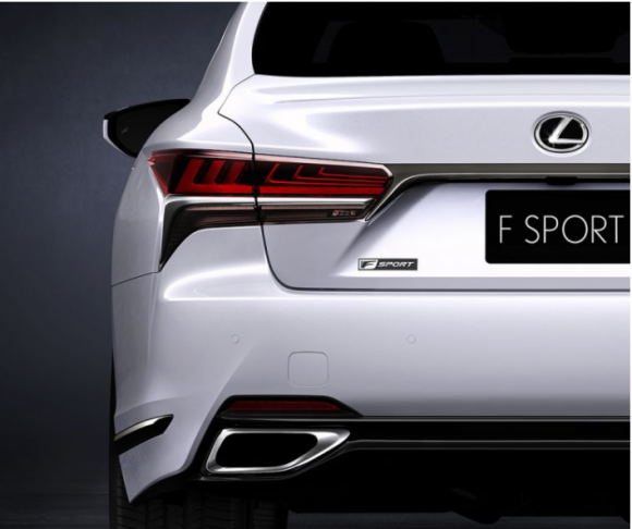 LS 500 F Sport zadebiutuje w Nowym Jorku BIZNES, Media i PR - Nowojorskie targi motoryzacyjne już za 10 dni. Pod jednym dachem znajdzie się prawie 1000 samochodów osobowych i ciężarowych, seryjnych i koncepcyjnych, które według szacunków obejrzy ponad milion zwiedzających z całego świata.