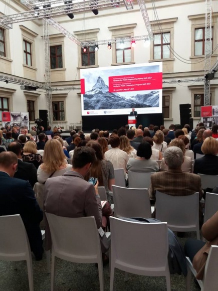 Agencja Pełka 360˚ dla Ministerstwa Rozwoju BIZNES, Media i PR - Agencja Pełka 360˚, jako partner firmy Delta Tour, zorganizowała międzynarodową konferencję podsumowującą 10-letni okres wdrażania Szwajcarsko-Polskiego Programu Współpracy,