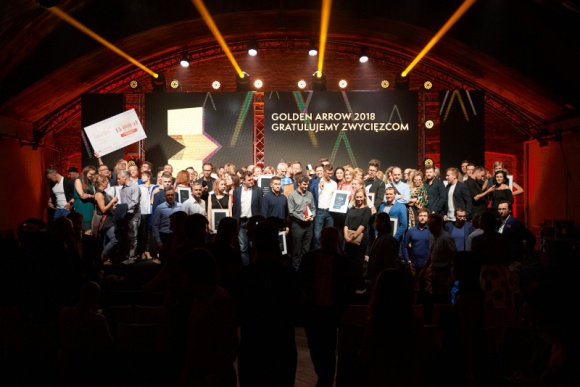Komunikacja marki IKEA najlepsza w Golden Arrow 2018! BIZNES, Media i PR - Projekty marketingowe sieci IKEA oraz realizujące je Loyalty Point i Agencja Warszawa to czołówka tegorocznego konkursu Golden Arrow 2018. Grand Prix, statuetki, wyróżnienia oraz nagrody wręczono 21 czerwca br. podczas uroczystej Gali w Małej Warszawie.