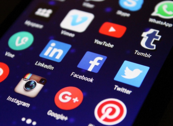 Customer Journey Map w pracy agencji w 5 krokach BIZNES, Media i PR - Coraz częściej mówi się o braku lojalności klientów oraz zmianie roli social media. W jakim kierunku idą media społecznościowych? Jaką formę powinny przyjąć działania na tych platformach?