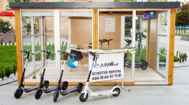 Galeria Krakowska z wypożyczalnią hulajnóg elektrycznych