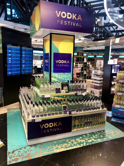 Peppermint wspiera komunikację Vodka Festival w sieci sklepów Aelia Duty Free BIZNES, Media i PR - Agencja odpowiada za przygotowanie konceptu graficznego komunikacji oraz key visuali.