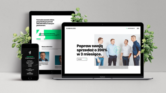 Agencja Harbingers zaskakuje nowym wizerunkiem BIZNES, Media i PR - Od dziś krakowska agencja digitalowa Harbingers prezentuje nowy, odświeżony wizerunek. Zmianie uległy takie elementy identyfikacji marki, jak wygląd strony internetowej, logo oraz herb. Jak jest cel redesignu i co poprzez zmiany chce zakomunikować Harbingers?