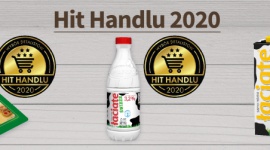 Hit Handlu 2020 rozstrzygnięty – trzy tytuły dla Mlekpolu BIZNES, Media i PR - Już po raz 19 detaliści wskazali najlepiej sprzedające się produkty. Aż trzy wyróżnienia trafiły do Spółdzielni Mleczarskiej Mlekpol. Tytuł Hit Handlu 2020 otrzymało mleko UHT Łaciate 2%, mleko świeże Łaciate 3,2% oraz ser Gouda Mlekpol w plastrach.