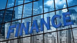 Czas na bankowość zdecentralizowaną, czyli usługi finansowe na brzegu sieci IT i technologie, BIZNES - Wiemy, czym są podstawowe, centralne systemy bankowe, słyszeliśmy o przetwarzaniu bezserwerowym, ale czym może być coreless banking, czyli bankowość zdecentralizowana?