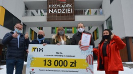 Charytatywna akcja TIM-u: 221 000 zł dla 17 organizacji z całej Polski Firma, BIZNES - TIM Mikołajów to charytatywna akcja, w ramach której do 17 beneficjentów z całej Polski trafiło łącznie 221 000 zł.