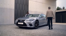 Klienci ufają Lexusowi. Nowa nagroda dla japońskiej marki Motoryzacja, BIZNES - Lexus zdobył nagrodę Gold Trusted Service Award przyznawaną przez serwis Feefo –brytyjską platformę zbierającą niezależne recenzje rzeczywistych użytkowników.