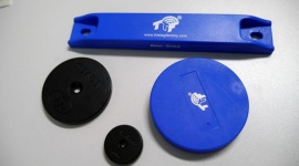 Fakty i mity na temat RFID IT i technologie, BIZNES - Technologia RFID (Radio Frequency Identification), choć znana jest i używana od kilkudziesięciu lat wciąż budzi wiele emocji.