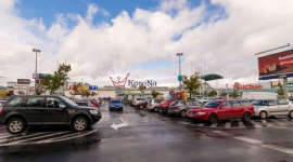 Zmiany w dojeździe do Centrum Korona Handel, BIZNES - Z początkiem lutego decyzją Zarządu Dróg Miejskich we Wrocławiu rozpoczął się remont wiaduktu drogowego w ciągu ulicy Kowalskiej nad ulicą Bolesława Krzywoustego, zapewniający dużo bardziej komfortowy dojazd do Centrum Korona.