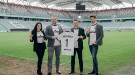 Nowe partnerstwo Legii Warszawa i Salesforce IT i technologie, BIZNES - Legia Warszawa podpisała umowę z amerykańską firmą Salesforce, która jest światowym liderem w zakresie wdrażania i funkcjonalności nowoczesnych systemów CRM